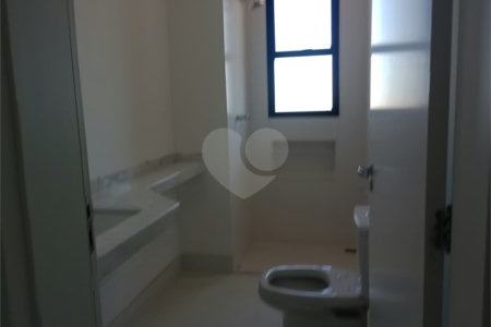 Apartamento à venda com 3 suítes no Centro, Itapetininga, SP