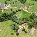 Chácara à venda com 3 quartos, sendo 1 suíte, em Cercadinho, Alambari, SP