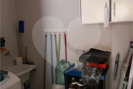 Sobrado à venda com 3 quartos, sendo 2 suítes, em Parque Boa Esperança, Indaiatuba, SP