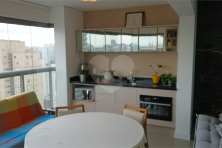 Apartamento à venda com 2 suítes em Brooklin, São Paulo, SP