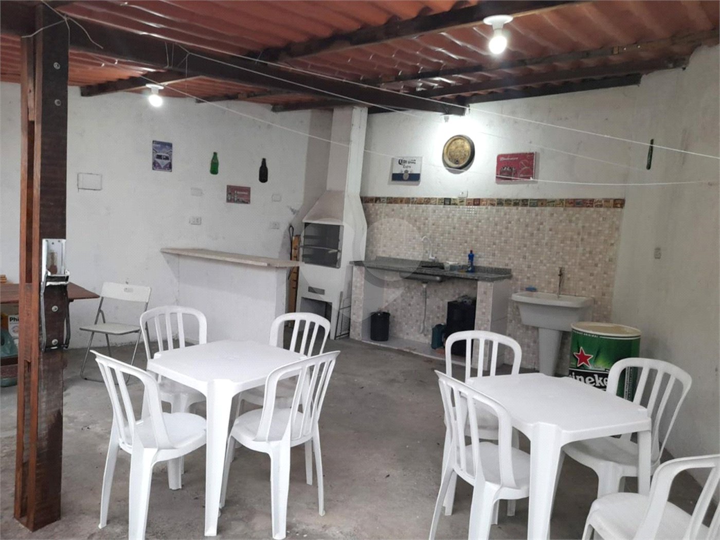 Casa à venda com 4 quartos, sendo 1 suíte, em City Bussocaba, Osasco, SP