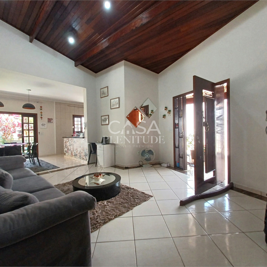 Casa Térrea à venda com 3 quartos, sendo 1 suíte, em Jardim Bandeirantes, Sorocaba, SP