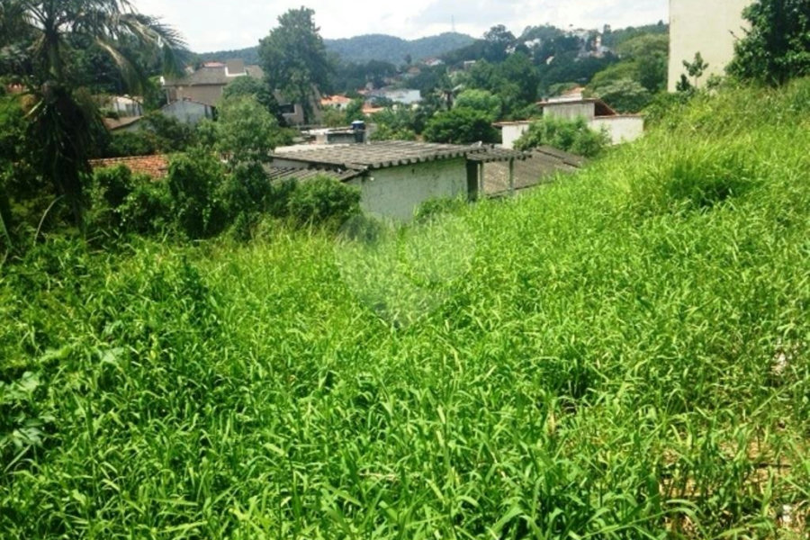Terreno à venda em Horto, São Paulo, SP