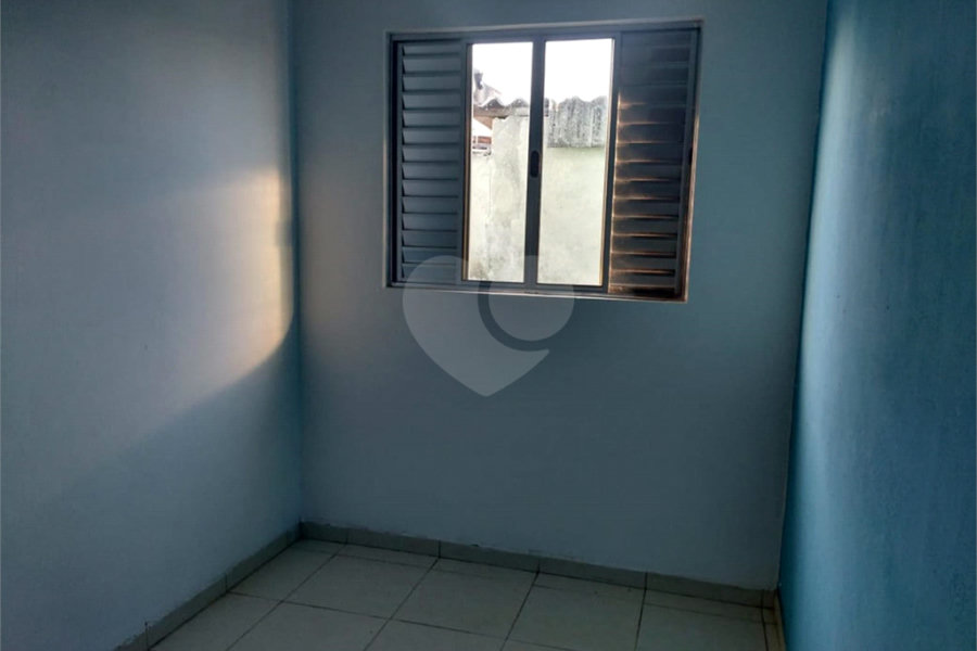 Sobrado à venda com 5 quartos em Artur Alvim, São Paulo, SP