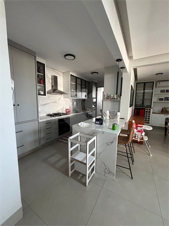 Apartamento à venda com 3 quartos, sendo 2 suítes, em Pico do Amor, Cuiabá, MT