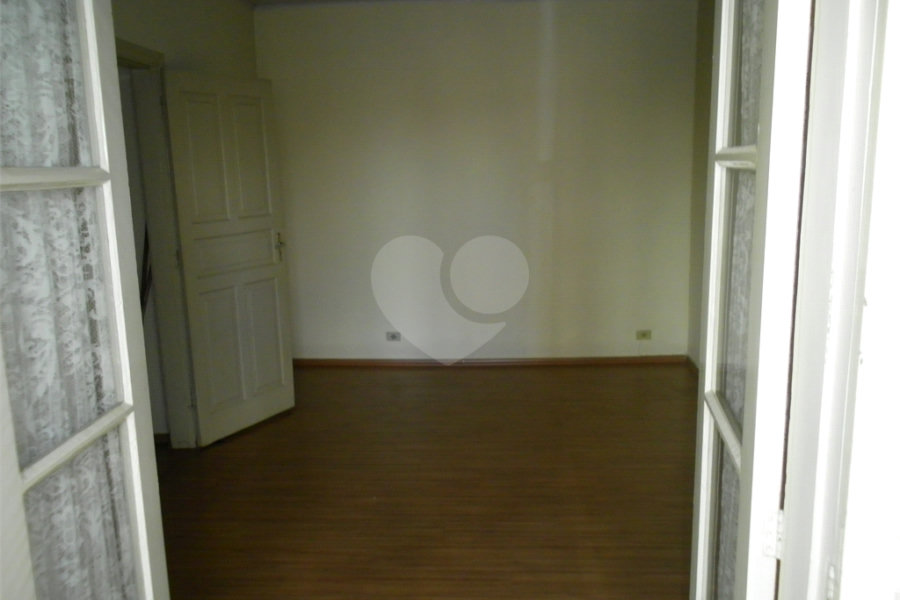 Sobrado à venda com 4 quartos em Vila Maria, São Paulo, SP