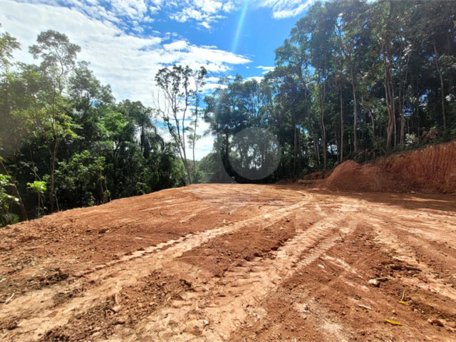 Terreno à venda no condomínio Cantareira, Mairiporã - SP