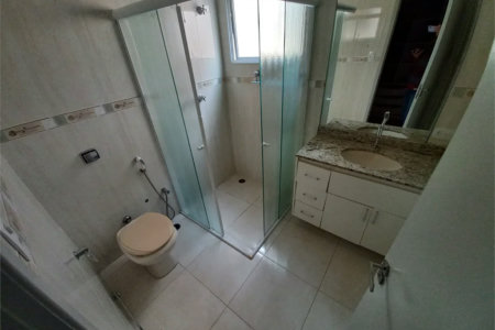Sobrado à venda com 3 quartos, sendo 1 suíte, em Lar São Paulo, São Paulo, SP