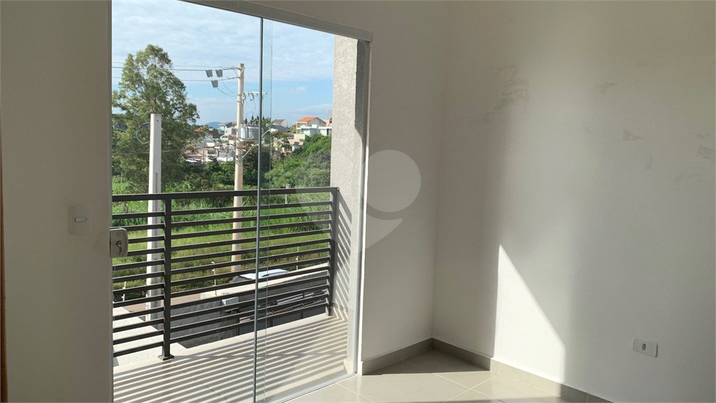 Sobrado à venda com 2 suítes em Residencial Jardins da Catalunha, Atibaia, SP