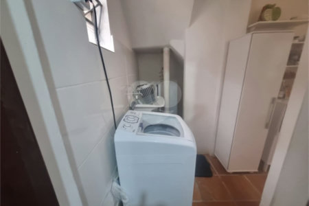Casa à venda com 3 quartos, sendo 1 suíte, no Centro, Vinhedo, SP