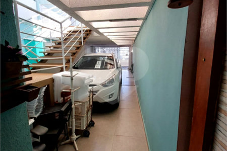 Casa residencial com ponto comercial a venda no Centro