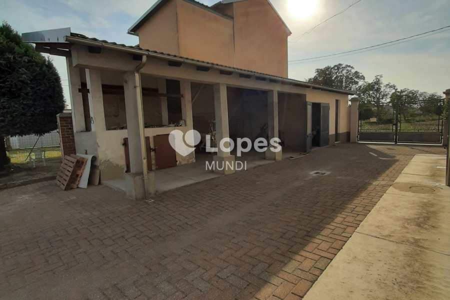 Casa renovada com 4 quartos à venda em Trino, Vercelli – 2 unidades independentes