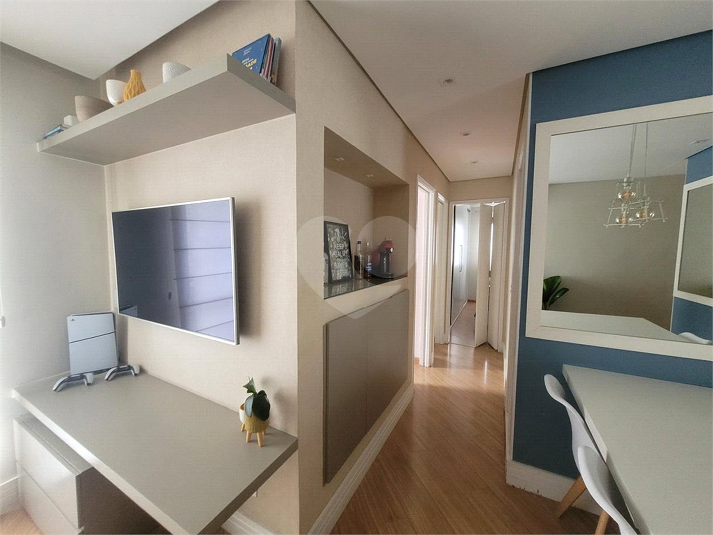 Apartamento à venda com 3 quartos, sendo 1 suíte,  em Vila Guilherme, São Paulo, SP