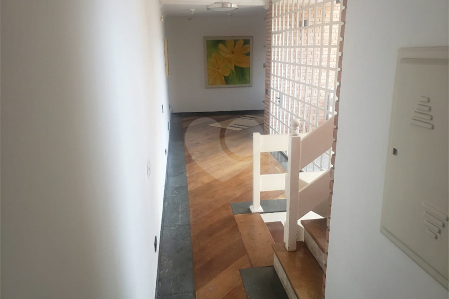 Sobrado à venda com 4 quartos, sendo 2 suítes,  em Tremembé, São Paulo, SP