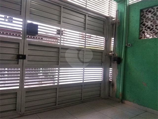 Sobrado à venda com 3 quartos em Santana, São Paulo, SP