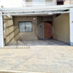 Sobrado à venda com 3 quartos, sendo 1 suíte,  em Jardim Leocádia, Sorocaba, SP
