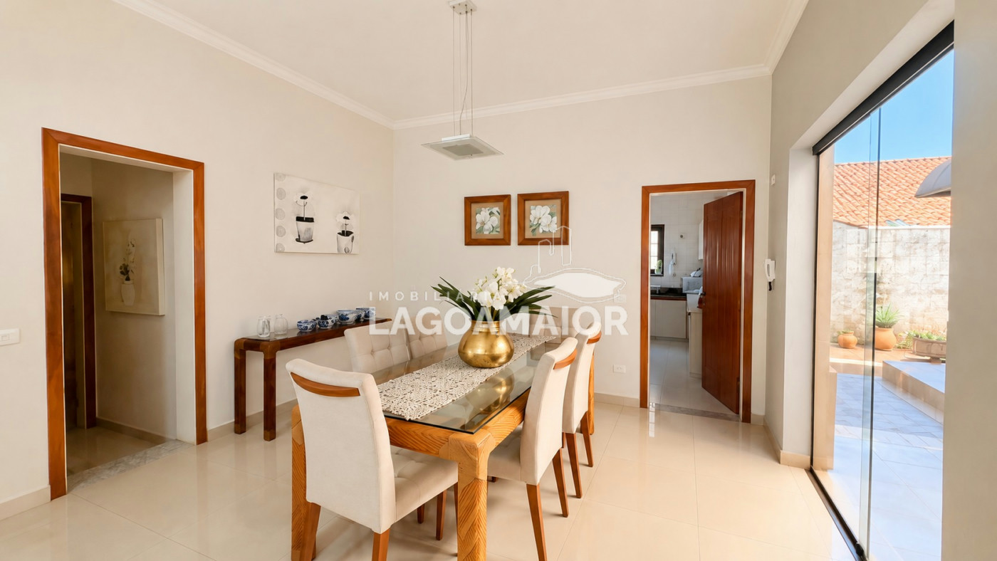 Casa à venda com 6 quartos, sendo 3 suítes,  em Santos Dumont, Três Lagoas, MS