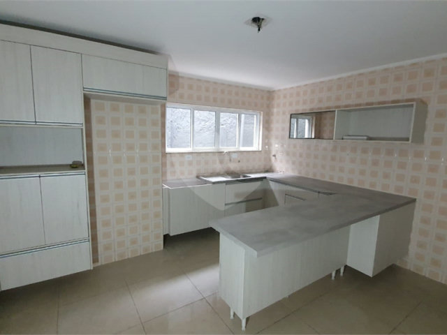 Sobrado à venda com 3 quartos, sendo 1 suíte,  em Horto, São Paulo, SP