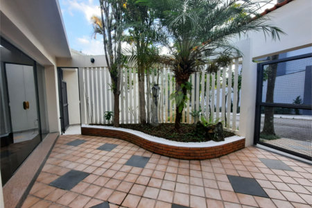 Casa Térrea à venda com 3 quartos, sendo 1 suíte, em Jardim Marajoara, São Paulo, SP