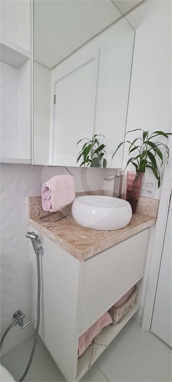 Apartamento à venda com 2 quartos, sendo 1 suíte,  em Barra Funda, São Paulo, SP