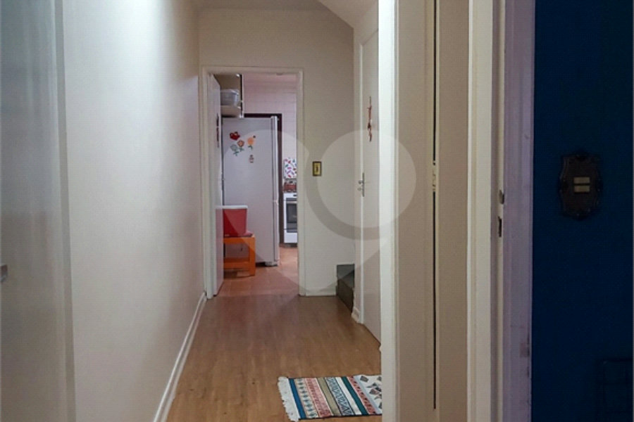 Sobrado à venda com 3 quartos, sendo 1 suíte, em Vila Irmãos Arnoni, São Paulo, SP