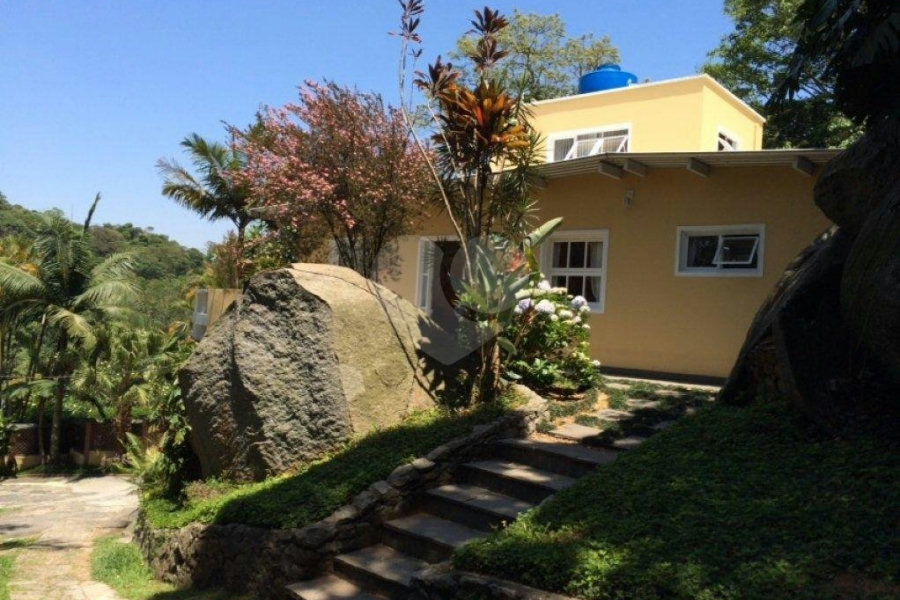Casa à venda com 5 quartos, sendo 1 suíte, em Tucuruvi, São Paulo, SP