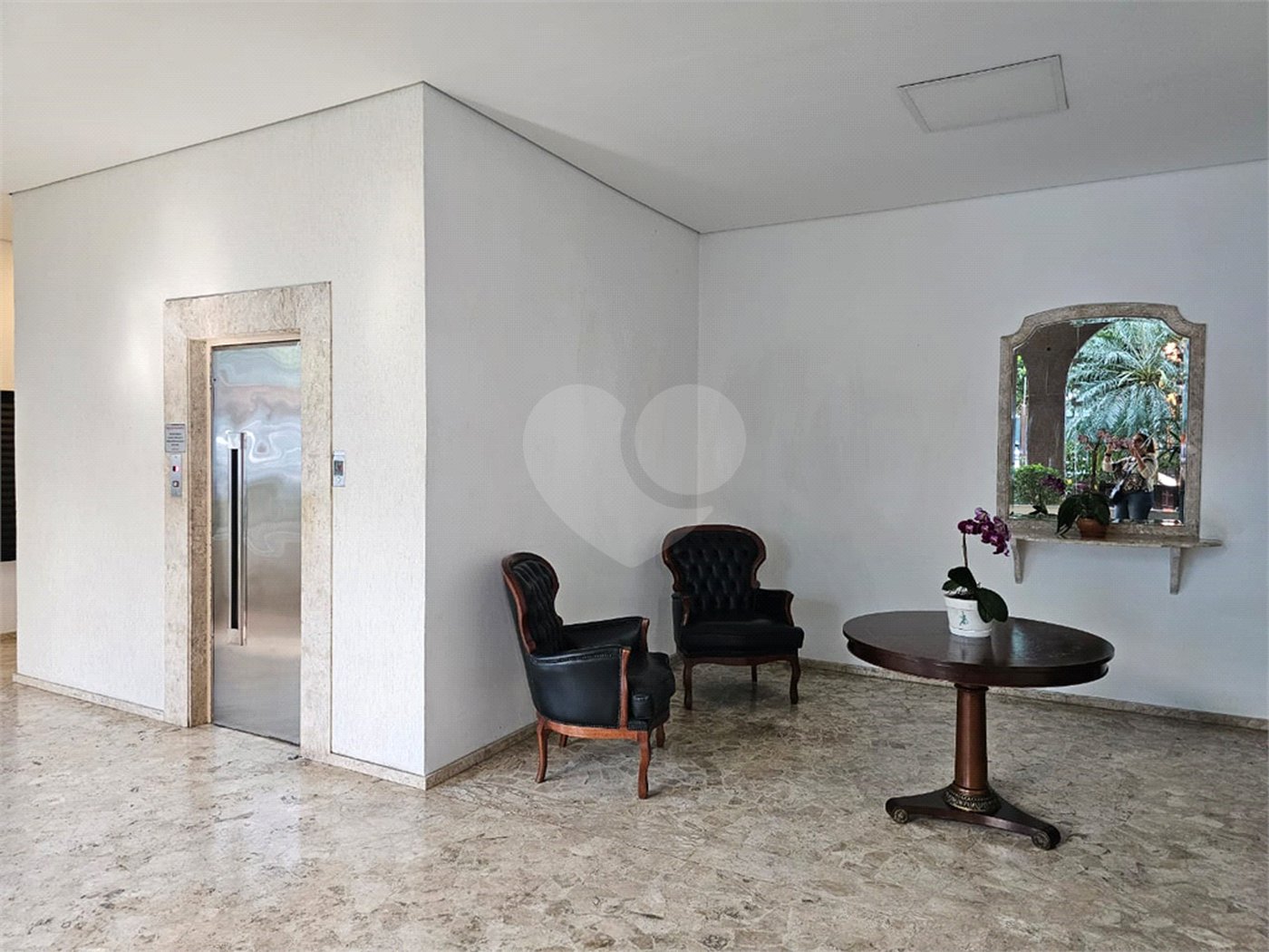 Apartamento à venda com 3 quartos, sendo 1 suíte, em Vila Nova Conceição, São Paulo, SP