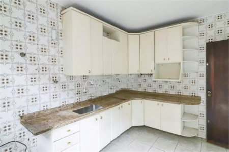 Sobrado à venda com 3 quartos, sendo 1 suíte, em Jardim Bonfiglioli, São Paulo, SP