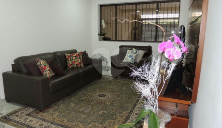 Sobrado à venda com 3 quartos, sendo 2 suítes,  em Bom Retiro, São Paulo, SP