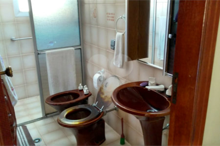 Sobrado à venda com 4 quartos, sendo 1 suíte, em Água Fria, São Paulo, SP