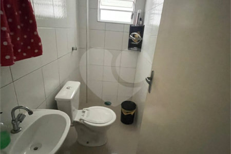 Sobrado à venda com 3 quartos, sendo 2 suítes, em Jardim São Pedro, Mogi das Cruzes, SP