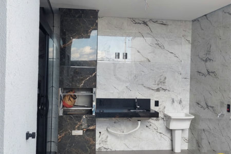 Casa à venda com 3 quartos, sendo 1 suíte, no condomínio Horto Florestal Villagio, Sorocaba - SP