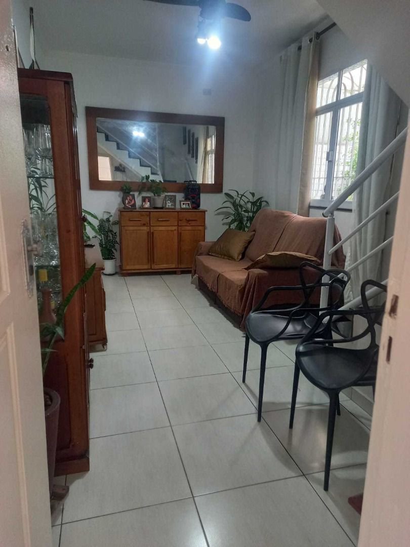 Casa com 3 dormitórios à venda, 110 m² por R$ 590.000,00 - Jardim Paraíso - São Vicente/SP