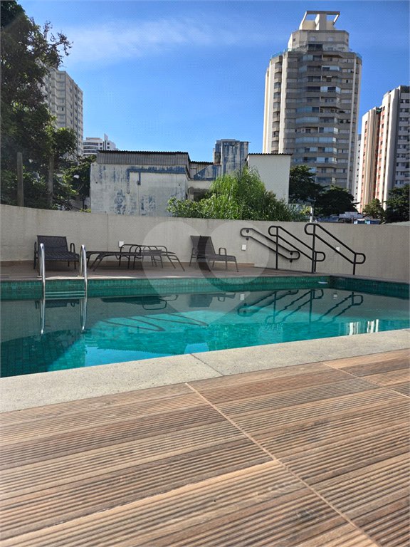Apartamento à venda com 2 quartos, sendo 1 suíte,  em Vila Romana, São Paulo, SP