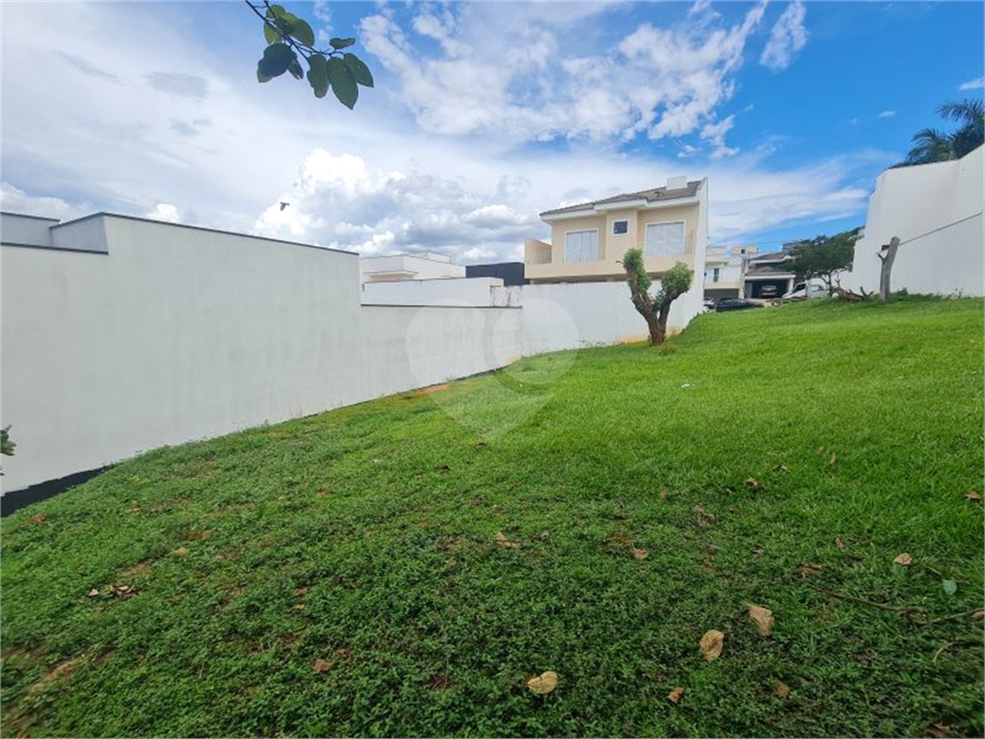 Terreno à venda no condomínio Golden Park Residence, Sorocaba - SP