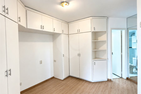 Apartamento à venda com 3 quartos, sendo 1 suíte, em Brooklin, São Paulo, SP