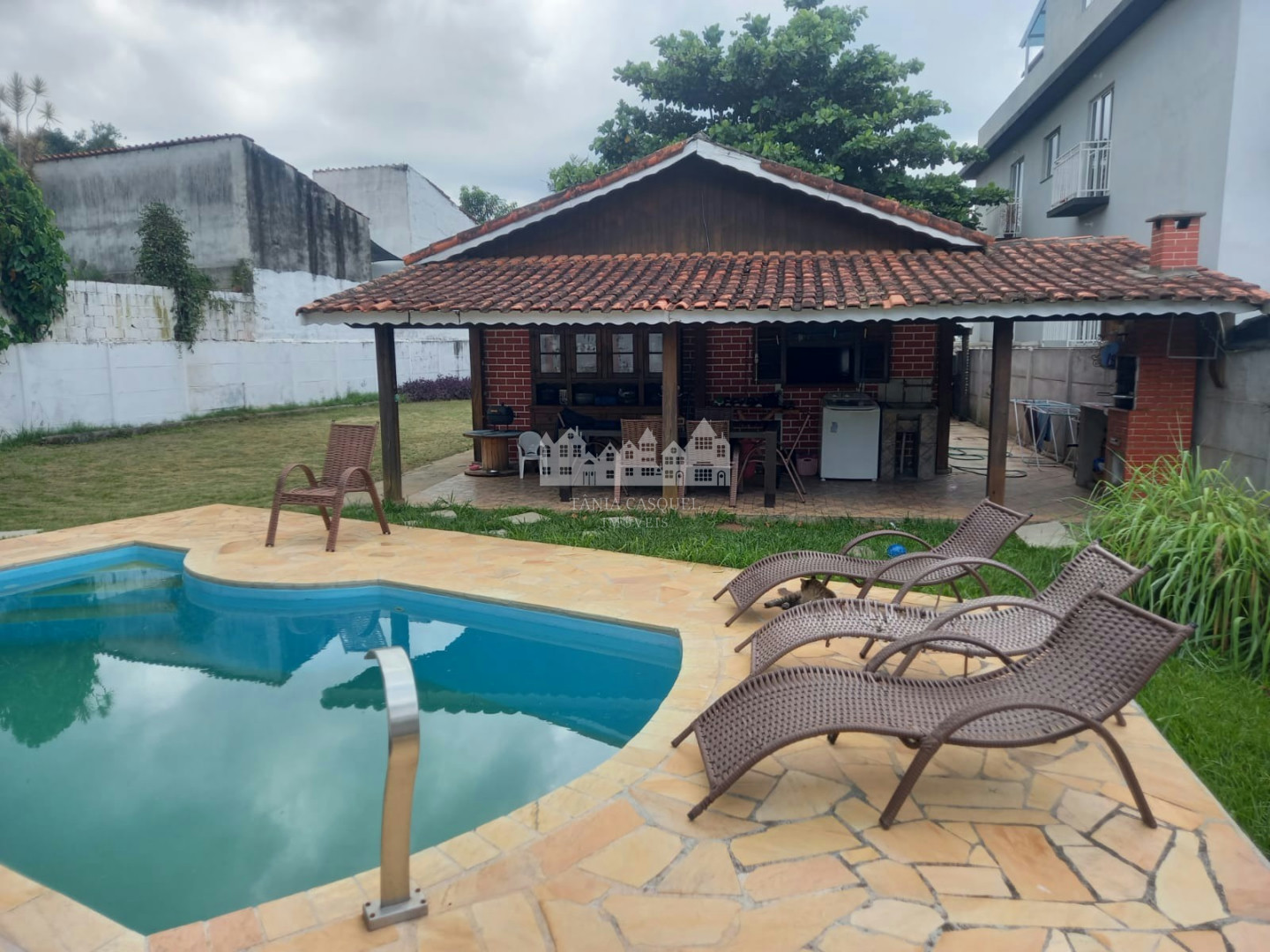 Chácara, 2 quartos, 700 m² - Foto 1