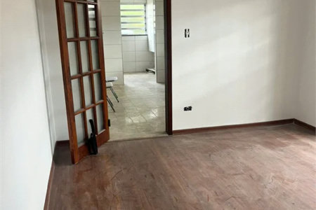 Casa à venda com 5 quartos, sendo 3 suítes, em Jardim Bonfiglioli, São Paulo, SP