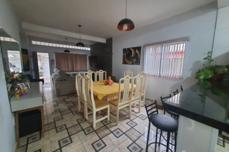 Casa com 3 dormitórios à venda, 259 m² por R$ 450.000,00 - Caruara - Santos/SP