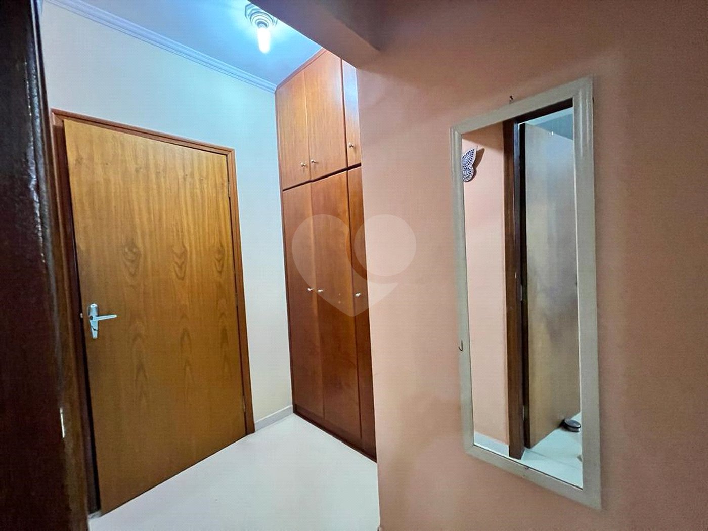 Casa à venda com 3 quartos, sendo 1 suíte,  no condomínio Ibiti do Paço, Sorocaba - SP