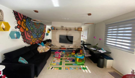 Sobrado à venda com 2 quartos em Tremembé, São Paulo, SP
