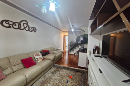 Casa à venda com 3 suítes no condomínio Residencial Jardim França, São Paulo - SP