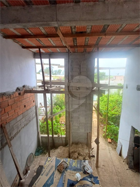 Casa à venda com 2 suítes no condomínio Ricieri, Mogi das Cruzes - SP