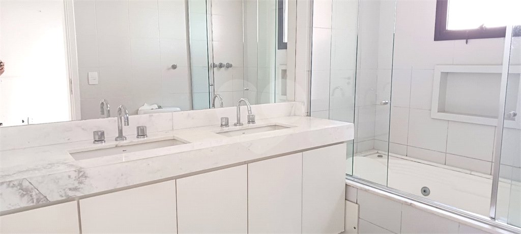 Apartamento à venda com 3 suítes em Jardim Fonte do Morumbi, São Paulo, SP