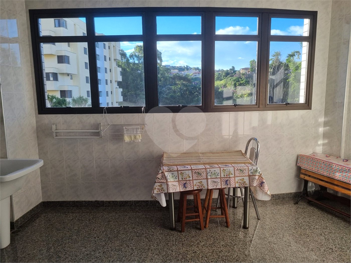 Apartamento à venda com 4 suítes no Centro, Serra Negra, SP