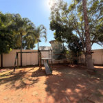 Casa à venda com 3 quartos, sendo 1 suíte, no condomínio Village Sarriá, Sorocaba - SP