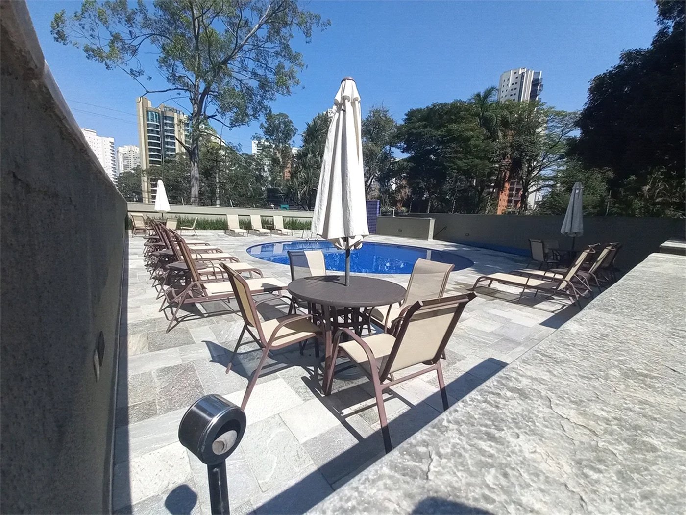Apartamento à venda com 3 quartos, sendo 1 suíte,  em Vila Andrade, São Paulo, SP