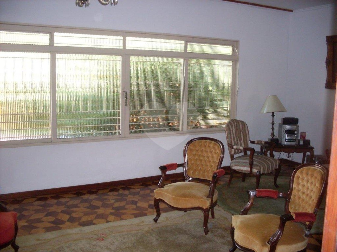 Sobrado à venda com 3 suítes em Caxingui, São Paulo, SP