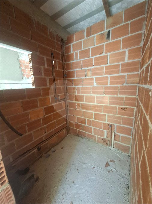 Casa à venda com 2 quartos, sendo 1 suíte,  no condomínio Campina Grande, Rio de Janeiro - RJ