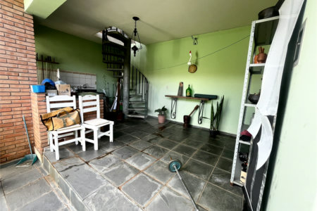 Casa à venda com 5 quartos, sendo 1 suíte,  em Vila Rosa, Itapetininga, SP